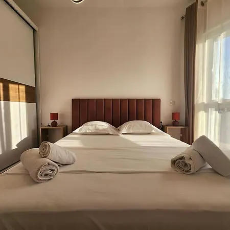 Central W 24h Self Check In Apartman Tirana